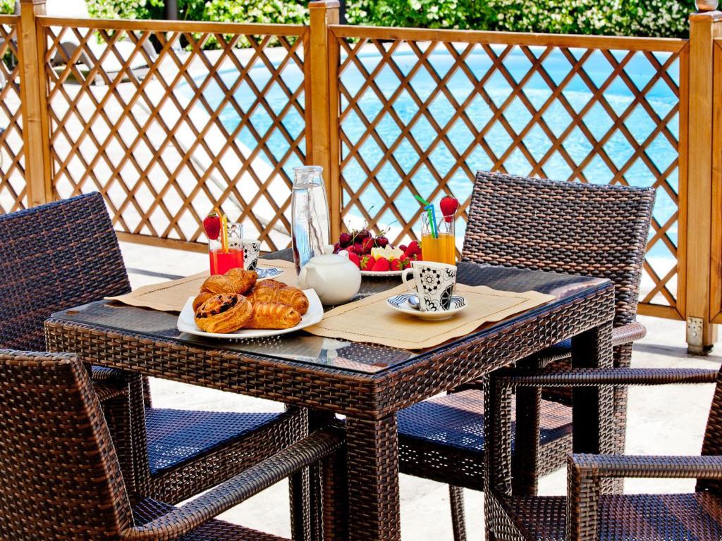 Residence La Guirita Tortoreto Стая снимка